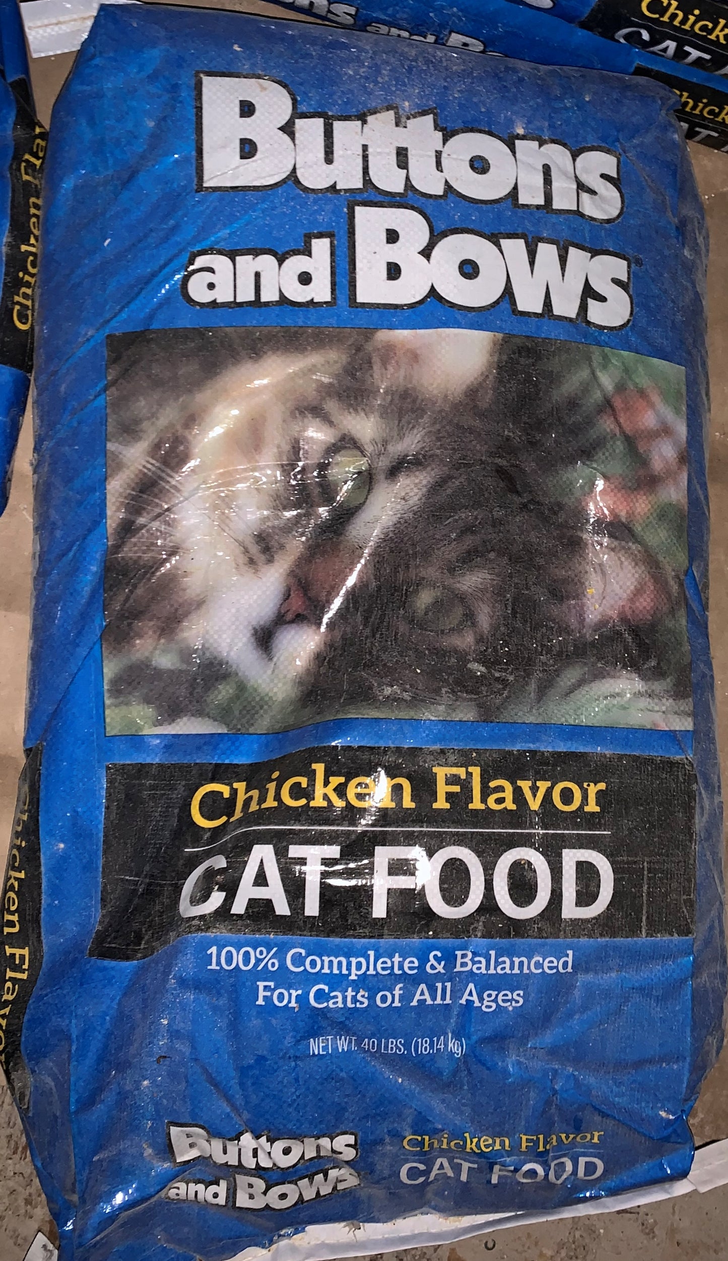 Buttons & Bows Cat Food